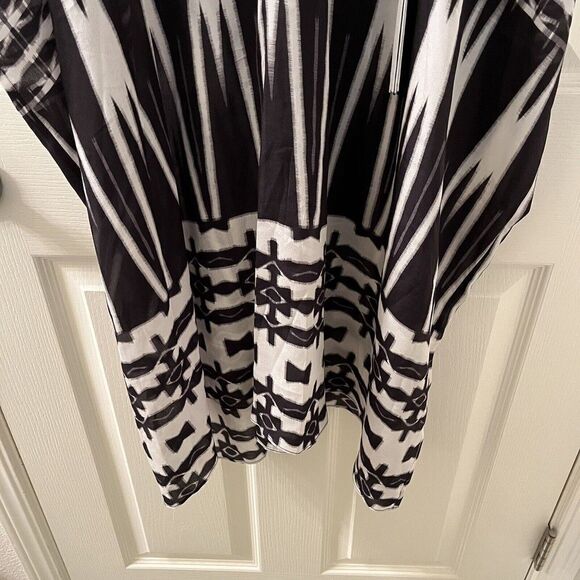 Marie France Van Damme Ethnic Printed Silk Short Boubou Caftan Black White OS - Picture 8 of 16